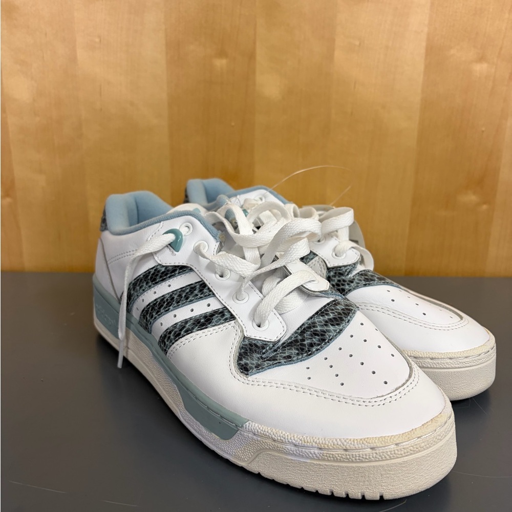 adidas Rivalry Low EG7636 SAMPLE